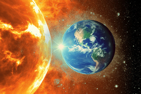 Zemlju će pogoditi GEOMAGNETNA OLUJA koju izazivaju erupcije na Suncu: Počinje večeras i očekujte HAOS