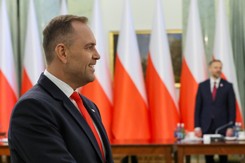 Prezydent znowu wetuje. To nowela ustawy  o ochronie małoletnich - tzw. lex Kamilek