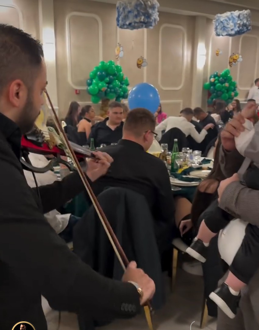 Borko Radivojević slavi unuku prvi rođendan