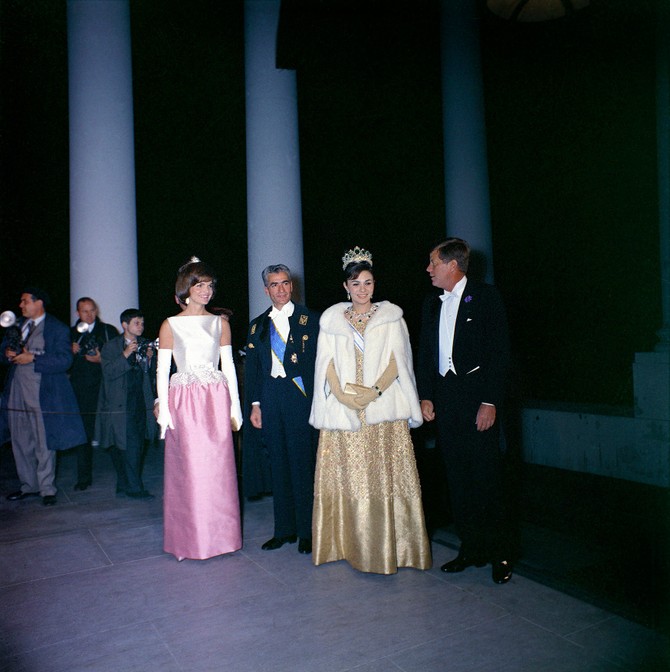 Modno izdanje Džeki Kenedi iz 1962. godine