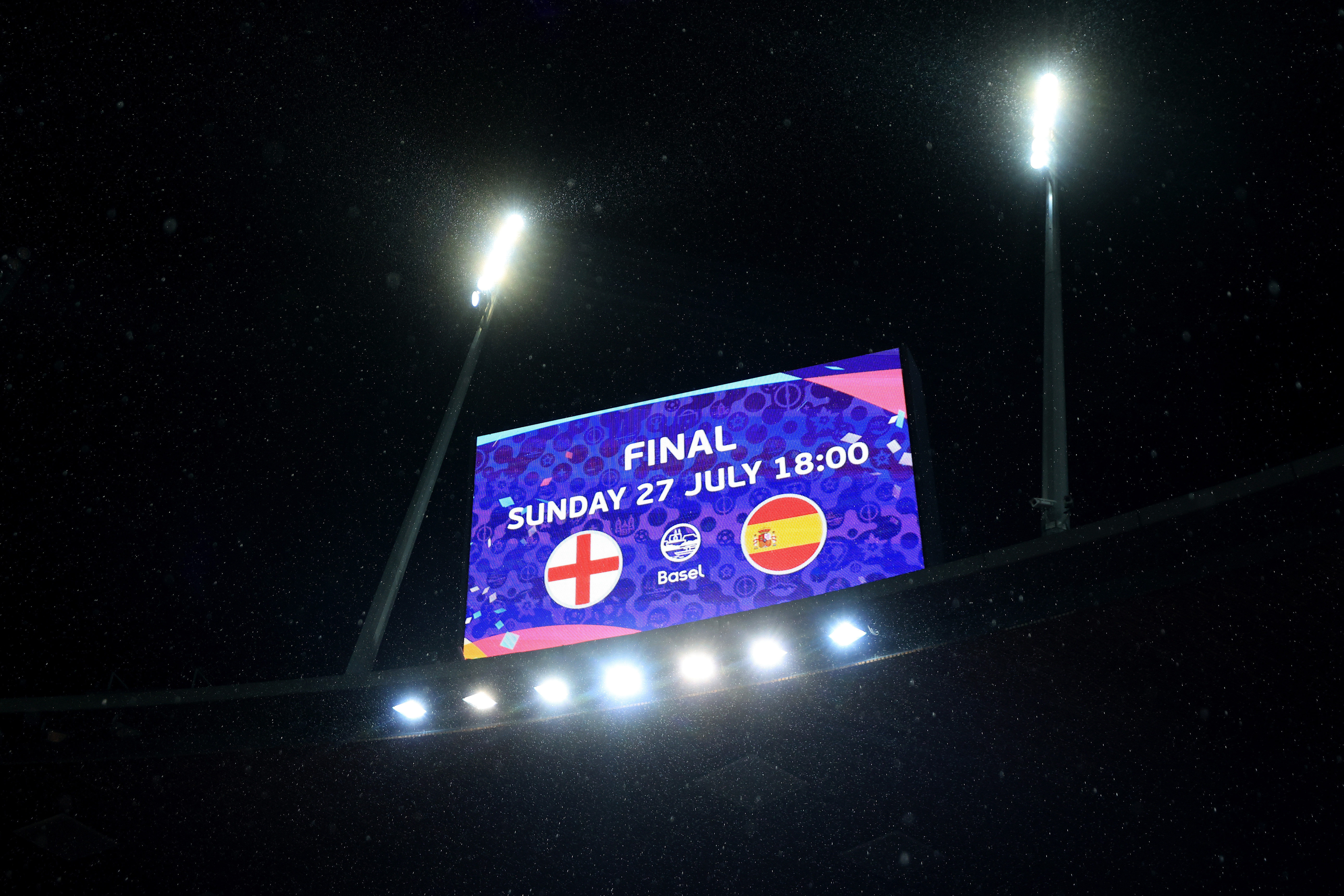 España e Inglaterra: Final Eurocopa tras caminos opuestos