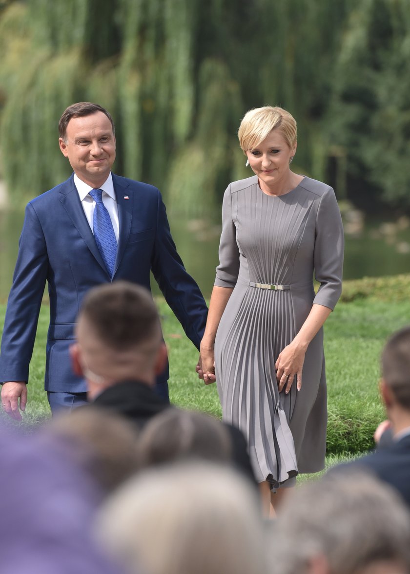 Agata Duda na czytaniu "Lalki" w Warszawie jak zwykle olśniewała