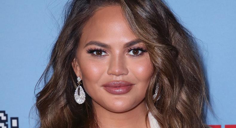 Chrissy Teigen Joked About AirPods, Twitter Reacts