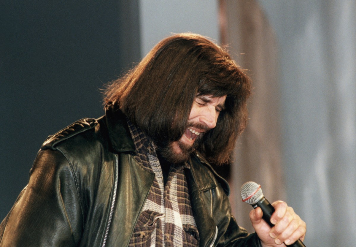 55 lat temu Czesław Niemen odebrał pierwszą polską Złotą Płytę za album "Dziwny jest ten świat"