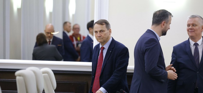 Jaką ocenę wystawiliby rządowi? Odpowiedź Polaków zaskakuje