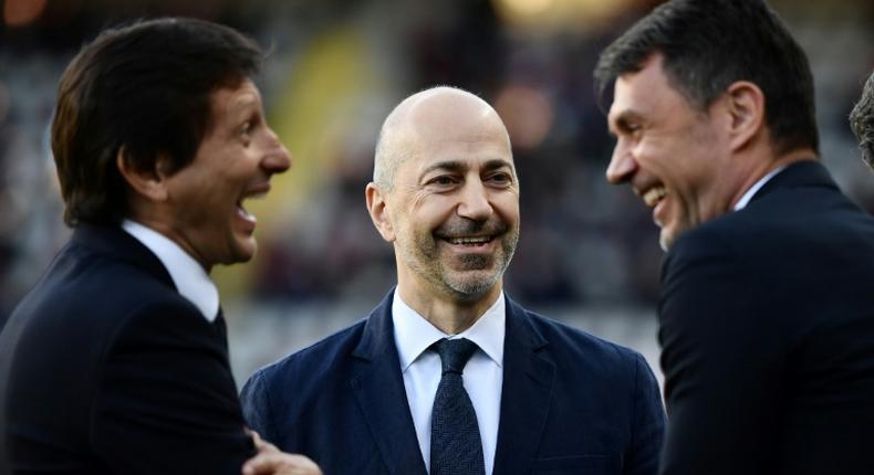 Milan's CEO Ivan Gazidis (C) defended the Super League plans