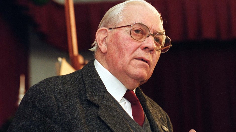 Profesor, który przez lata opowiadał piórkiem i węglem - Styl życia