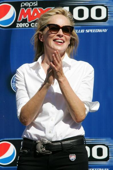 Sharon Stone na wyścigach NASCAR