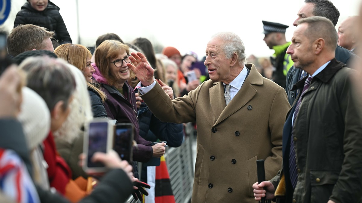 Kralj Čarls III u Kliterou 9. februara