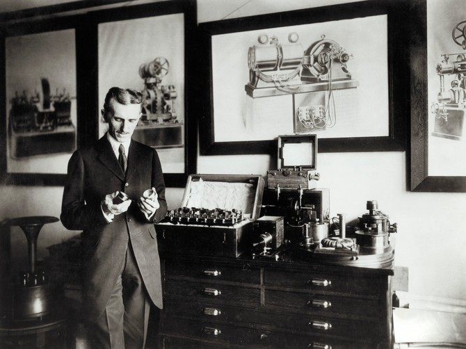 Nikola Tesla
