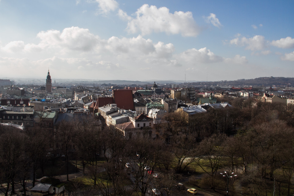 Szare niebo nad Krakowem