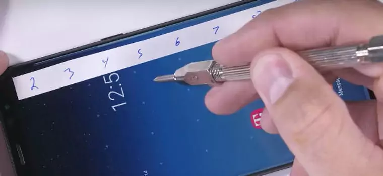 Samsung Galaxy Note 8 na torturach u JerryRigEverything (wideo)