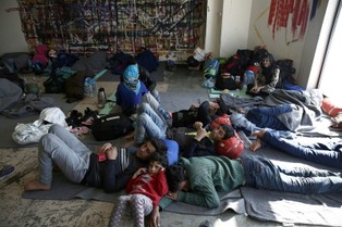 Kolejny problem Merkel. UE chce, by uchodźcy wybierali sobie miejsce pobytu