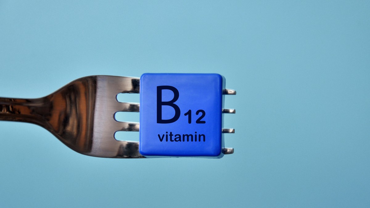 Znaci nedostatka vitamina B12 mogu da se pojave u vidu blede kože