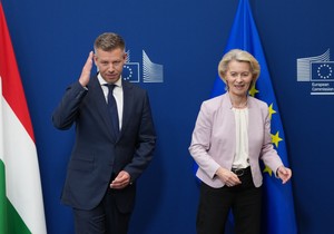 Peter Mađar i Ursula fon der Lajen u Briselu