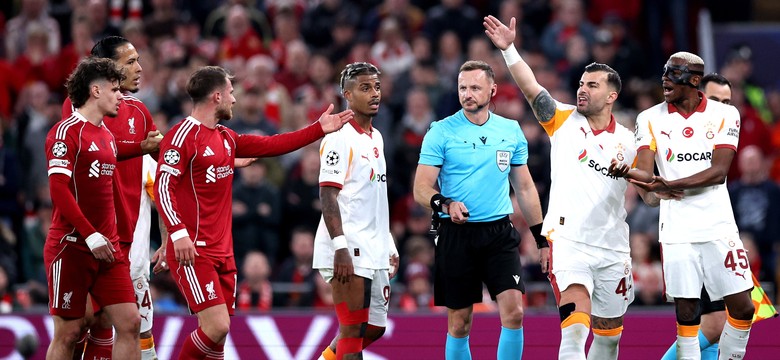 Liga Mistrzów. Wielki pech sędziego Marciniaka. Raczkowski popełnił błąd, a VAR mu nie pomógł