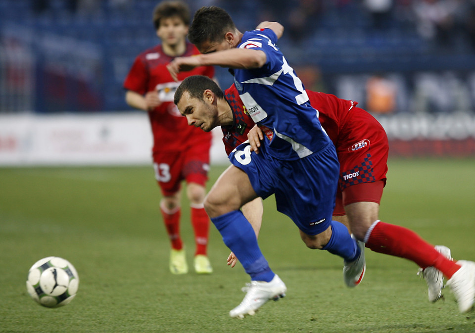 PIŁKARSKA EKSTRAKLASA RUCH CHORZÓW KONTRA ODRA WODZISŁAW