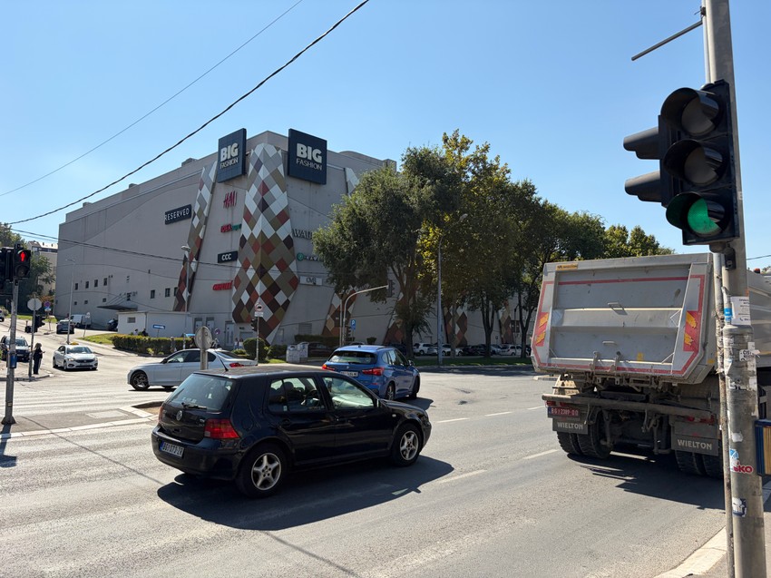 Saobraćajna nesreća na Karaburmi