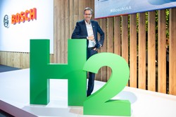 Bosch produkuje moduł zasilania oparty na ogniwach paliwowych. Będzie wykorzystany w elektrycznym samochodzie ciężarowym