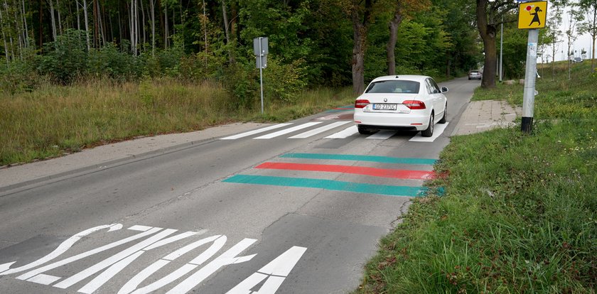 Zielono-czerwone pasy przy szkołach. Będzie bezpieczniej? 