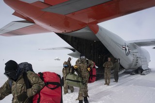 Wojska NATO ruszą na północ, by uspokoić Trumpa. Wezmą przykład z Bałtyku