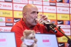 Probierz: Szkoda mi Milika, zwłaszcza tak po ludzku