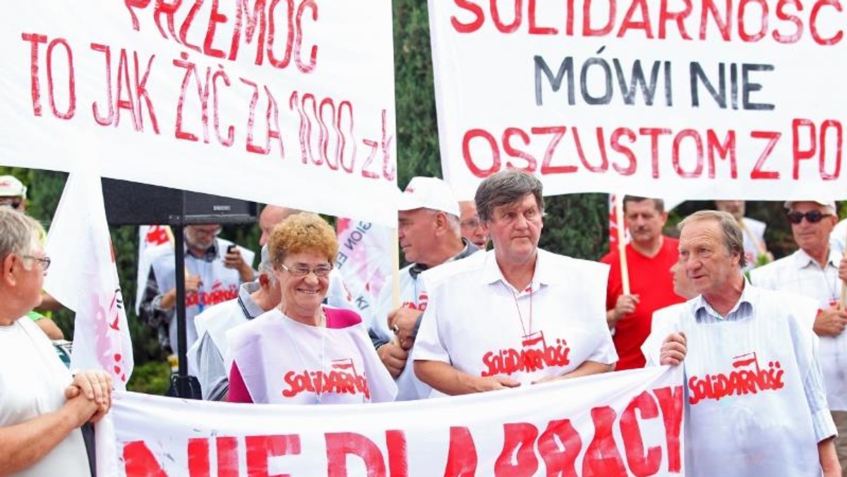 Protest związkowców z Solidarności (fot. PAP/Piotr Wittman) 