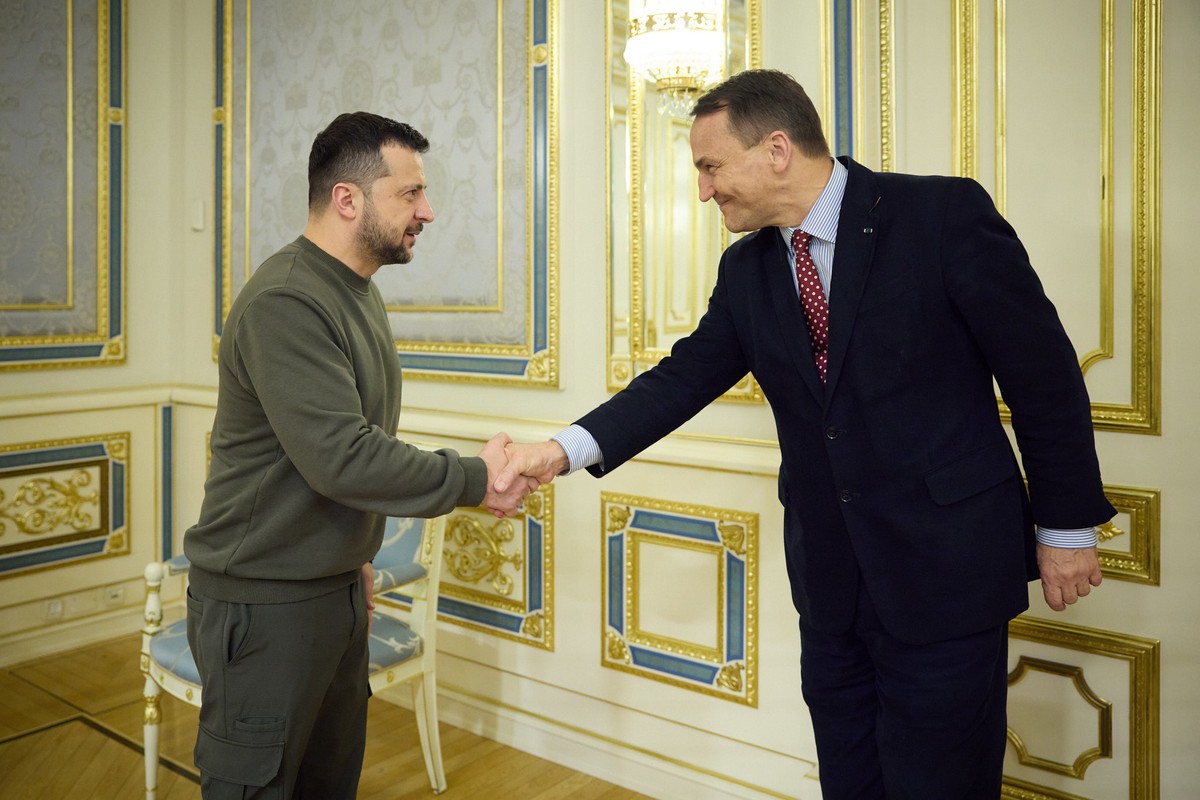 Włodymyr Zełenski, Radosław Sikorski