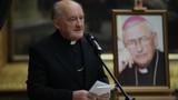 Kardynał Nycz zasłabł podczas mszy i trafił do szpitala. W jakim jest teraz stanie?
