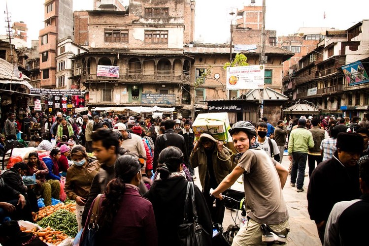 Ulice Katmandu, Nepal; fot. T. Bogusz / Pirania na kolację