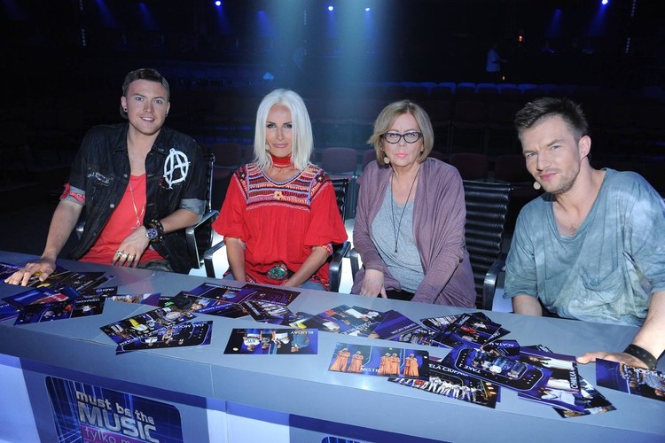 Panel jurorski w 'Must be the music'