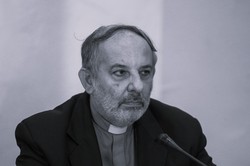 Nie żyje ksiądz Tadeusz Isakowicz-Zaleski. Wspomina go Kukiz i Morawiecki, "był dobry jak chleb"