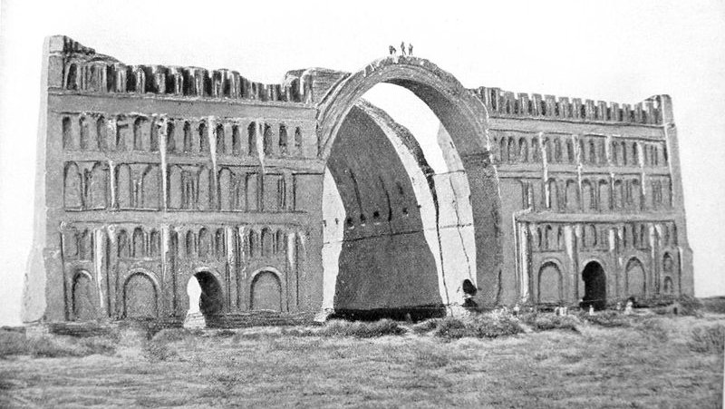 Ruiny zimowego pałacu w mieście Ktezyfon - domena publiczna