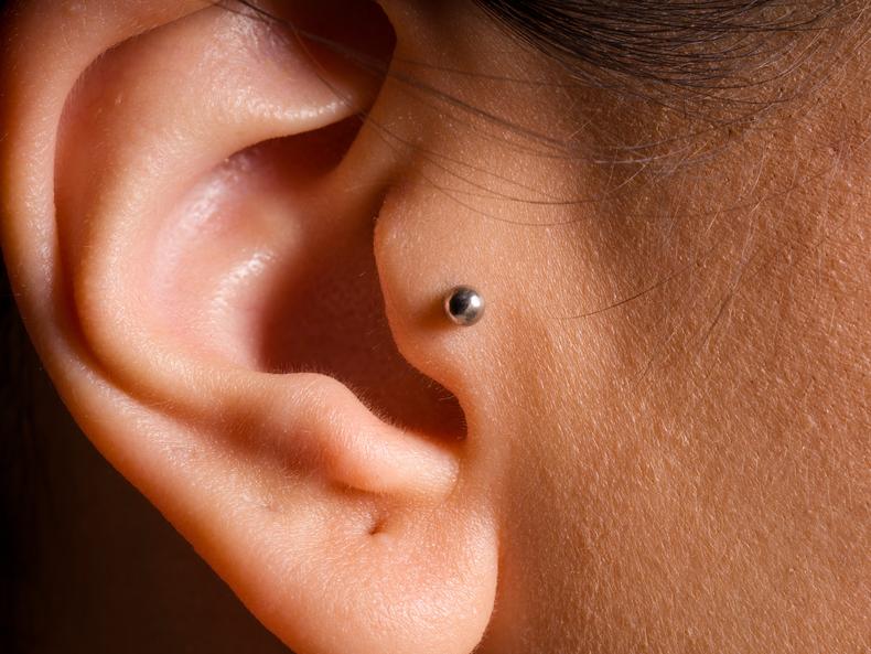 tragus piercing.erdalislakphotography/Shutterstock