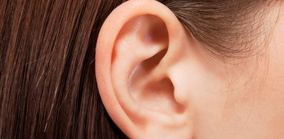 Dlaczego latem bolą uszy?