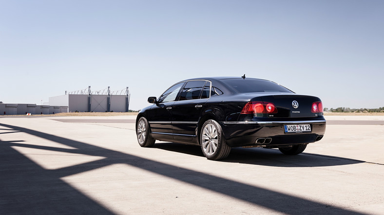 Volkswagen Phaeton (pierwsza generacja; 2002-2016)