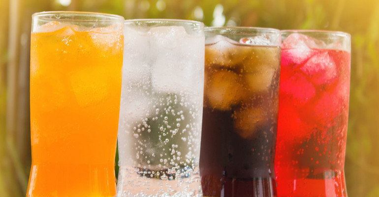 Jak słodzone napoje wpływają na wątrobę?