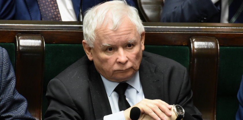 Czystka w PiS! Kaczyński zwolnił ważnego posła!
