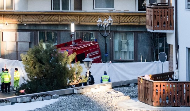 Više desetina ljudi stradalo u požaru u alpskom skijalištu u Švajcarskoj | Foto: EPA