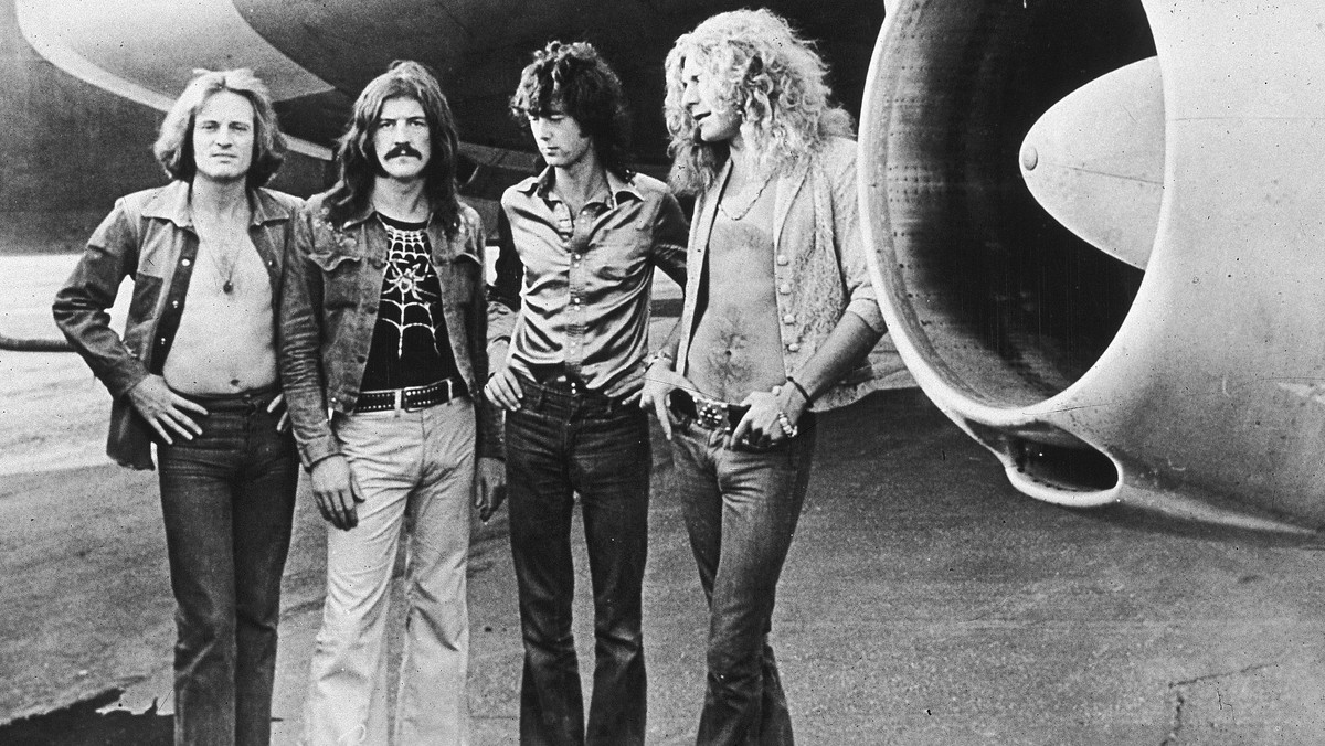 Nie lada gratka dla fanów Led Zeppelin. 16 września ukaże się zremasterowany album zespołu "The Complete BBC Sessions", na którym znajdzie się osiem niepublikowanych nigdy wcześniej nagrań Brytyjczyków.