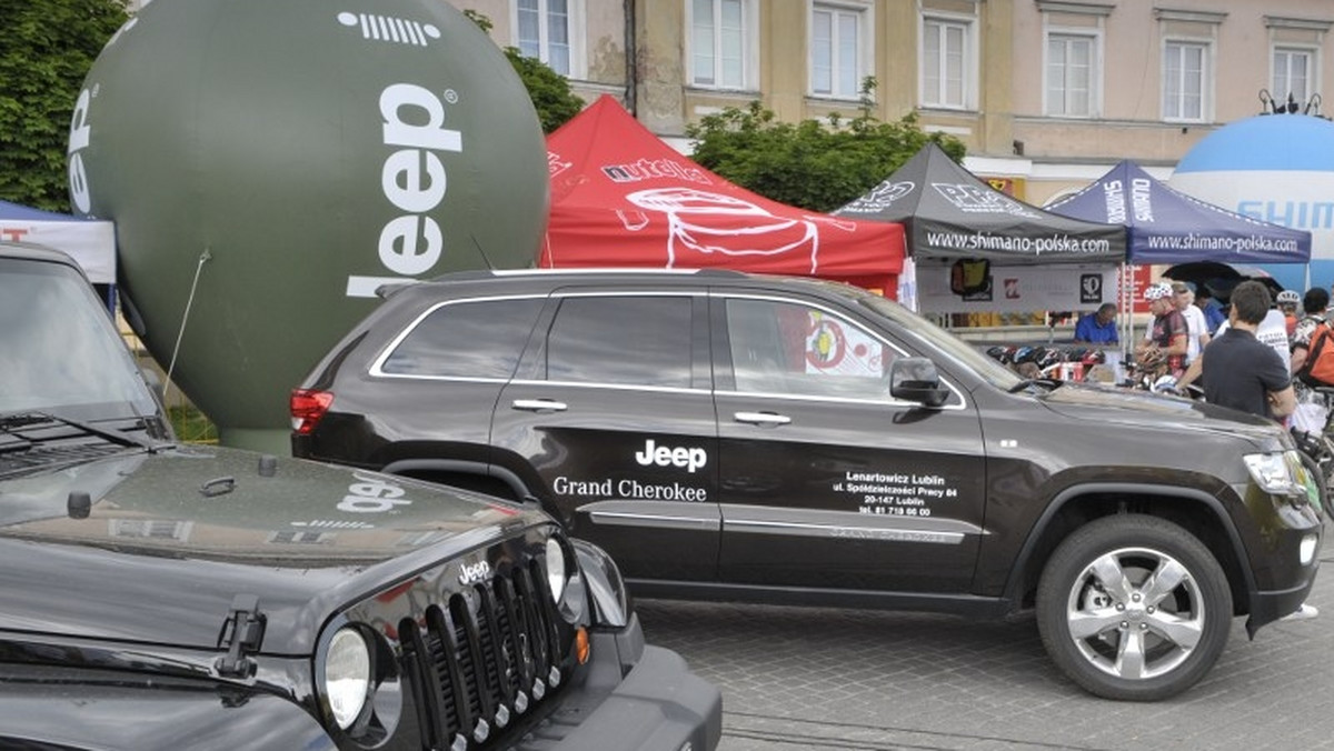 Jeep Comapss to główna nagroda w Skandia Maraton Lang Team. Przy okazji edycji w Lublinie, o pojawieniu się legendarnej marki w maratonach Skandii, rozmawialiśmy z Krzysztofem Kłosem - Jeep Product Manager, Fiat Auto Poland S.A.