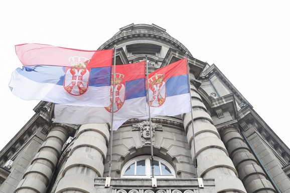 Vlada Srbije produžila uredbu kojom ograničava cene derivata nafte još 150 dana