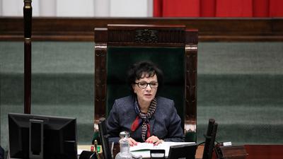Elżbieta Witek podczas posiedzenia Sejmu w nocy z 21 na 22 listopada 2019 r.