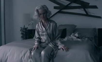 Katy Perry w teledysku "The One That Got Away" (fot. kadr z teledysku)