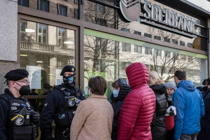Czeski bank centralny odbiera licencję Sberbankowi 