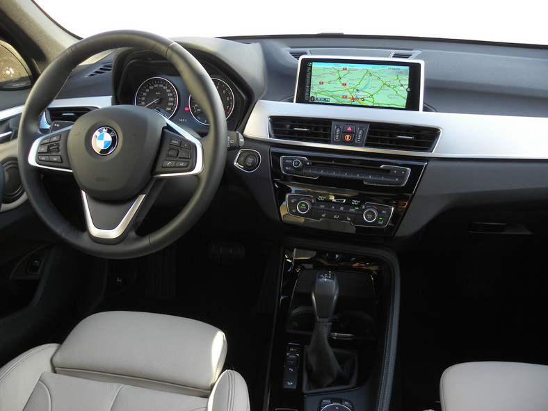 BMW X1 xDrive25i
