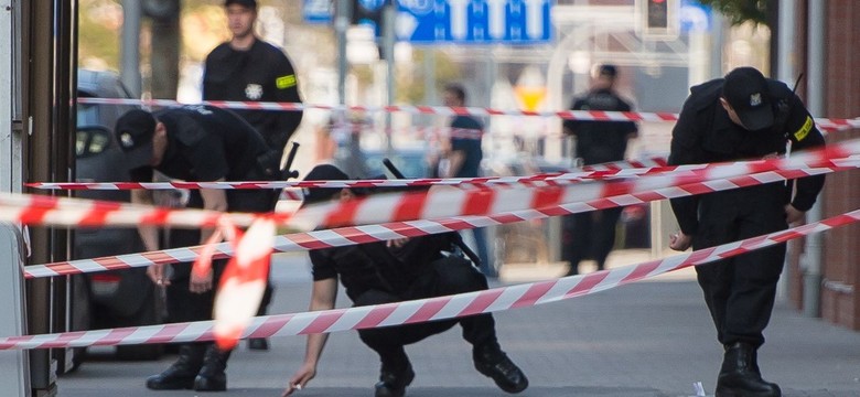 Kto podłożył ładunek we Wrocławiu? Skierowano tam dodatkowych 400 policjantów, pomagają Niemcy