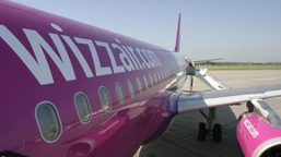 wizz air wraca po 13 latach do modlina. port postawi namioty?
