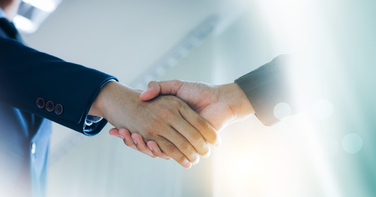 Szef KAS zgadza się na odwrotne połączenie sółek