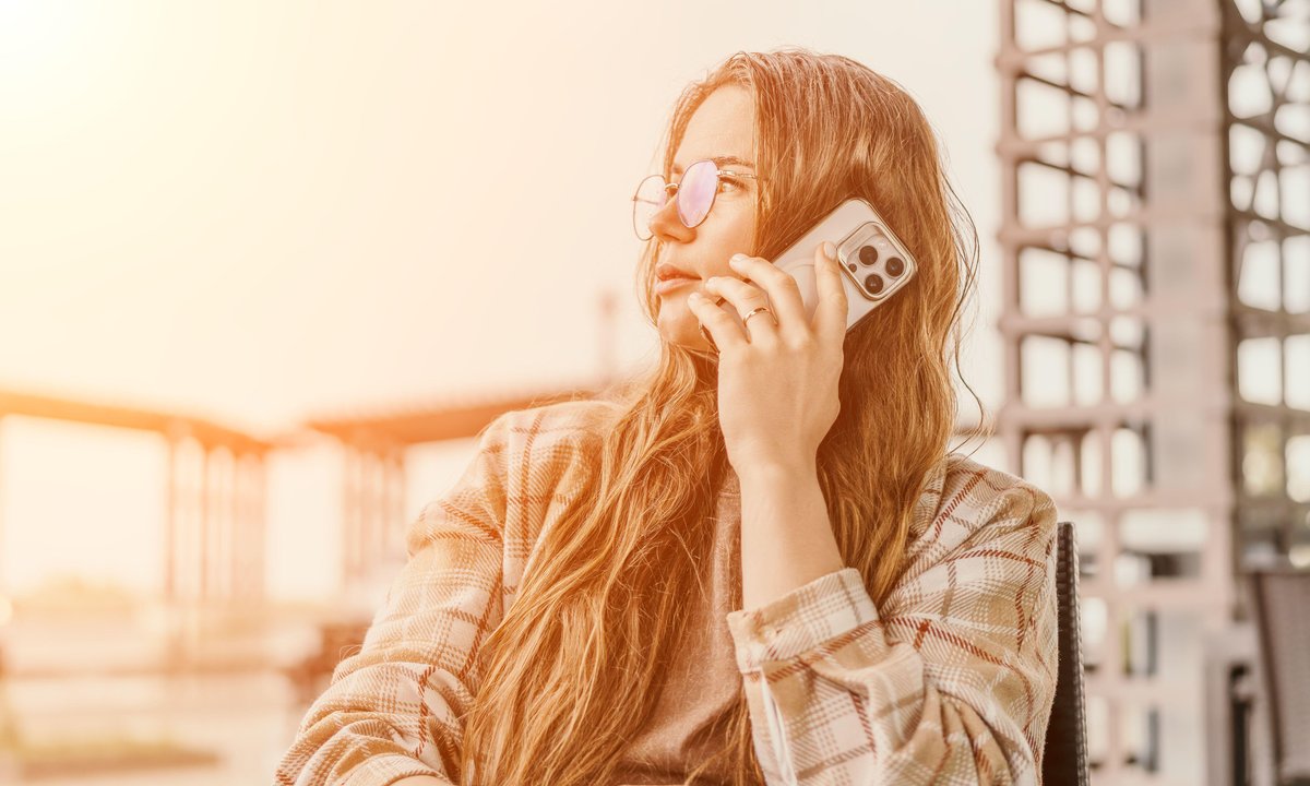 Jak zacząć rozmowę przez telefon? Pierwsze słowa mają znaczenie